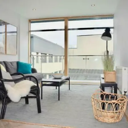 2 Bed Bright And Modern Flat In The Centre Dublino